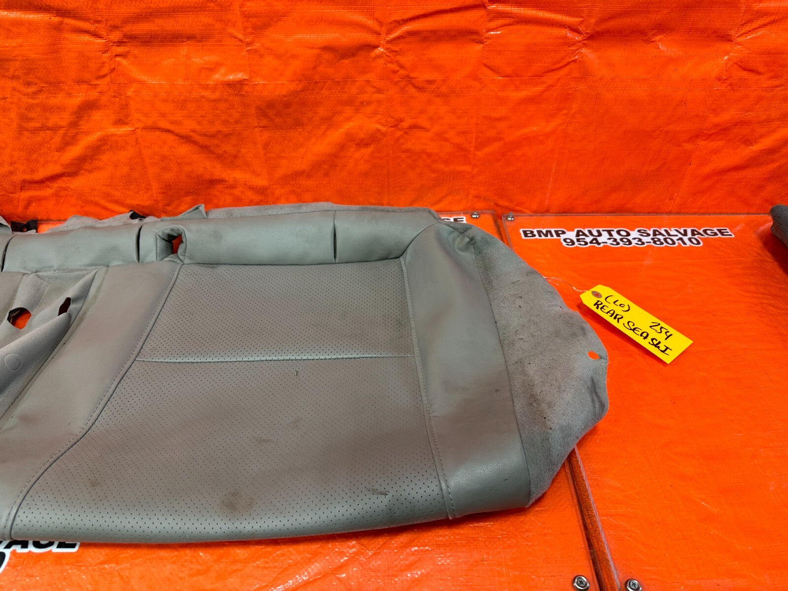 02 04 ACURA RSX   GRAY   REAR LOWER SEAT SKIN LEATHER COVER OEM 2542