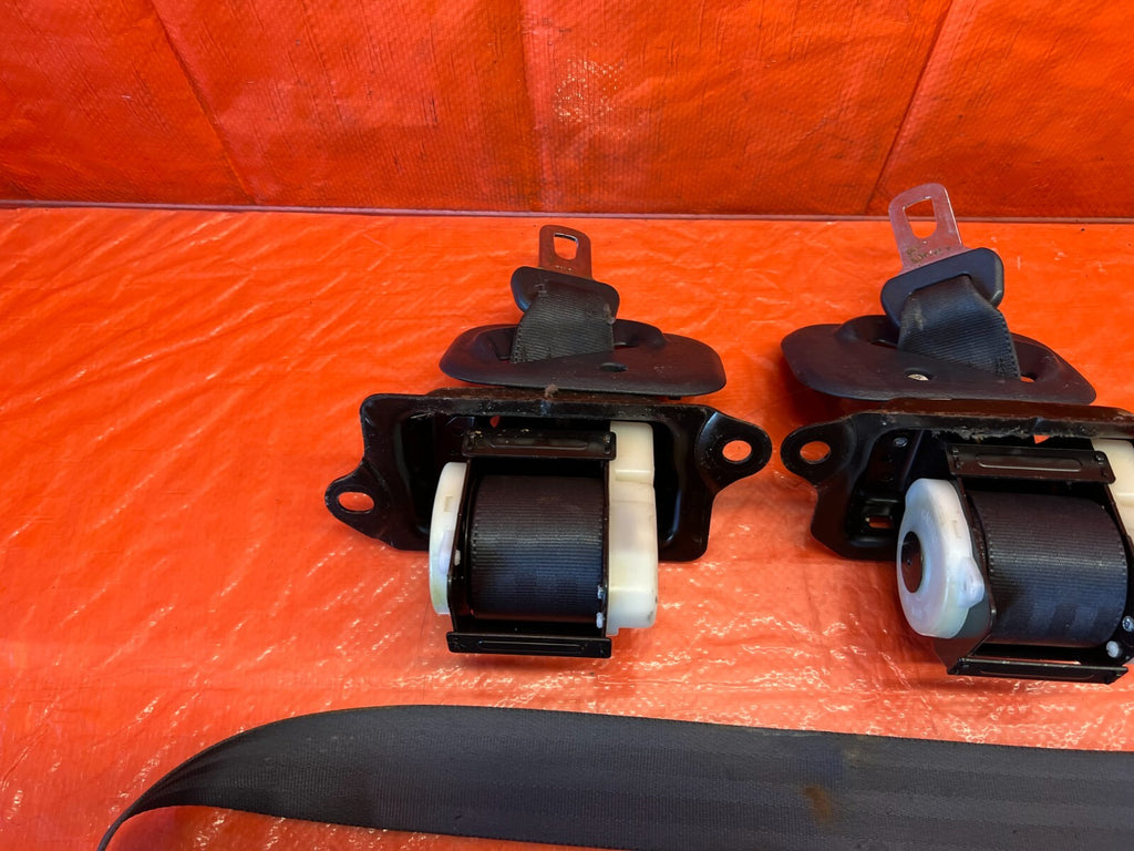 90 91 ACURA INTEGRA 2D   BLUE REAR SEAT BELT SET   LEFT & RIGHT SEAT BELTS   OEM14