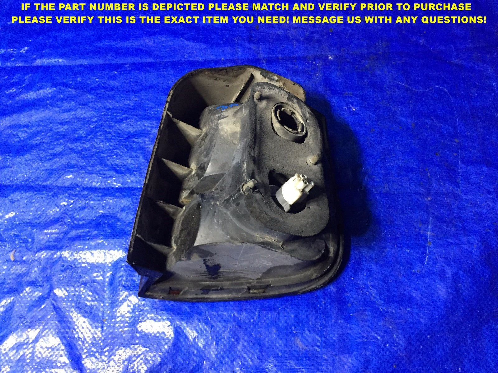 OEM 1992 1993 1994 1995 MITSUBISHI EXPO DRIVER LEFT TAIL LIGHT 043 1550 L LH5