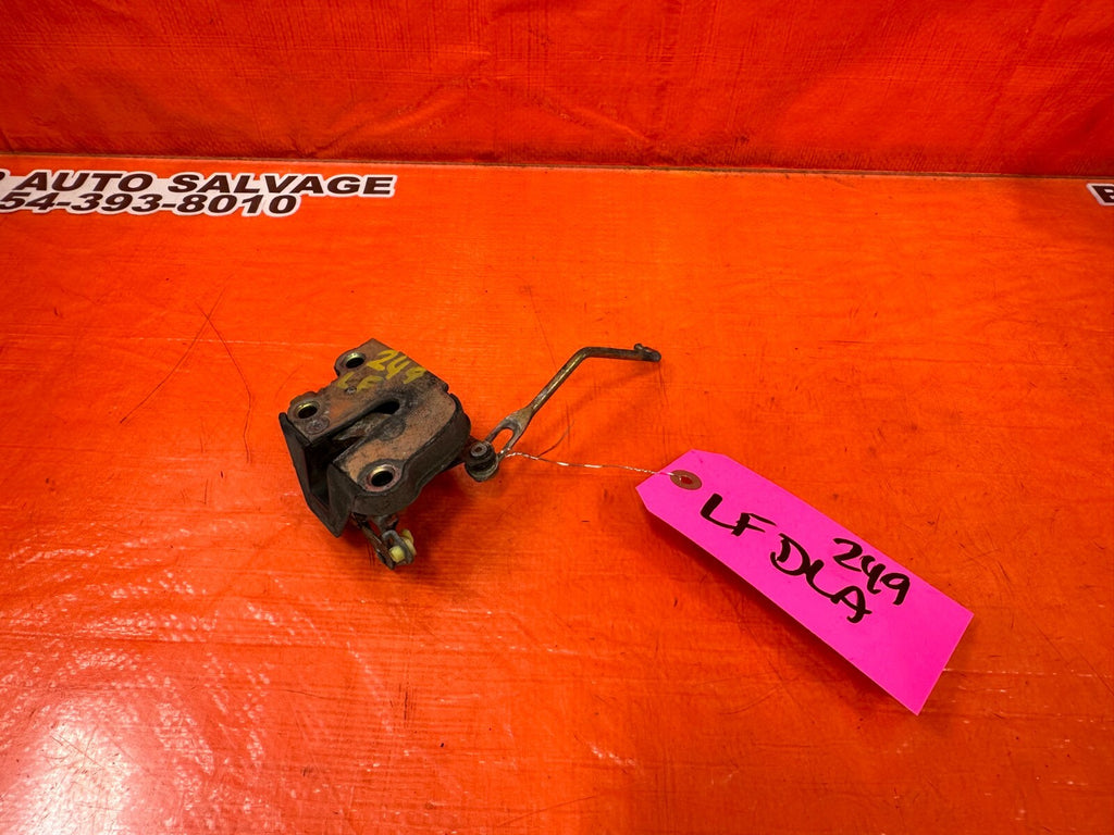 95 97 TOYOTA TACOMA   NON POWER MODEL DRIVER LEFT DOOR LOCK ACTUATOR OEM 2490