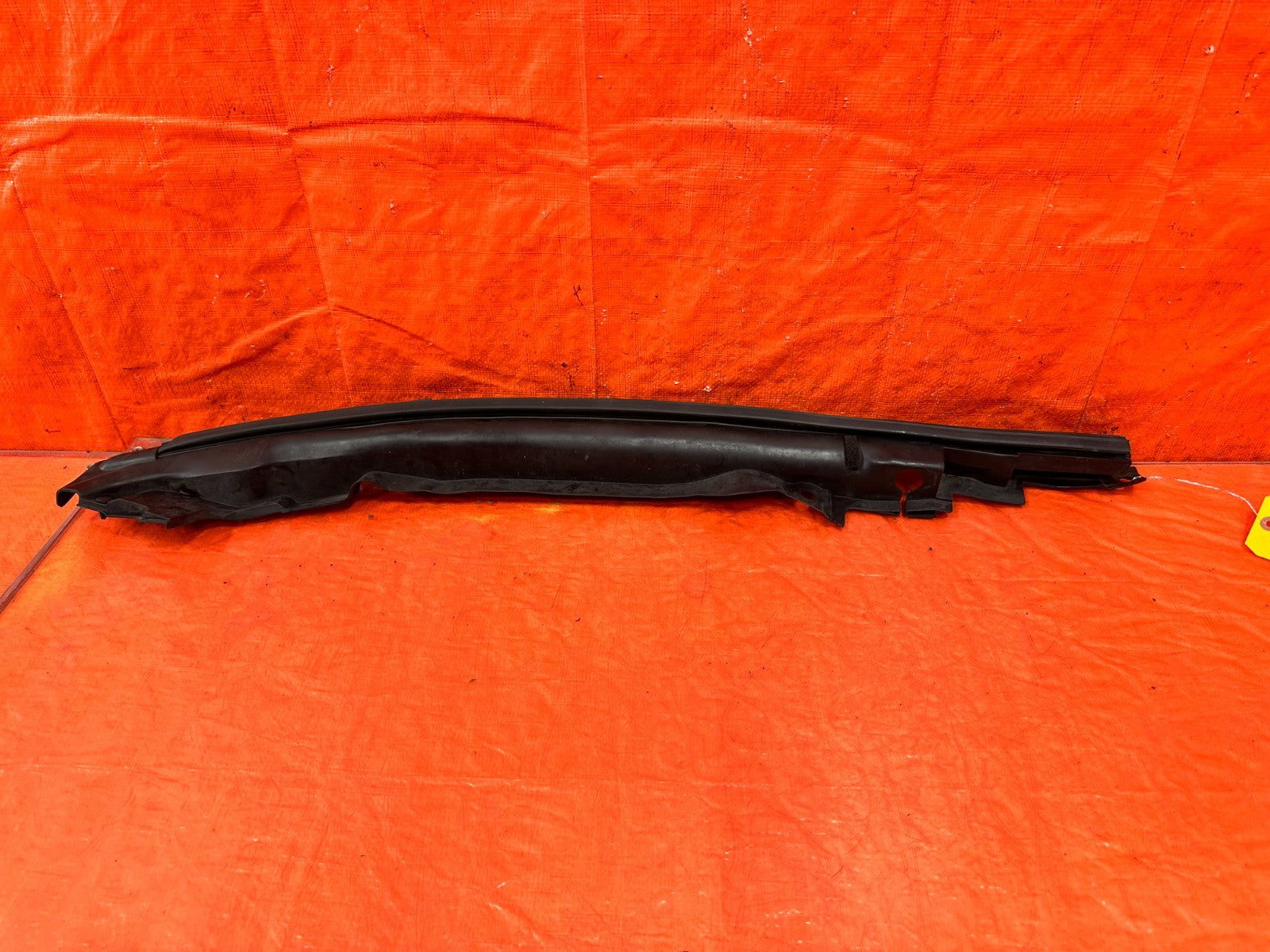 INFINITI G37 CONVERTIBLE PASSENGER RIGHT FENDER TRIM PLASTIC SHROUD GARNISH 3101
