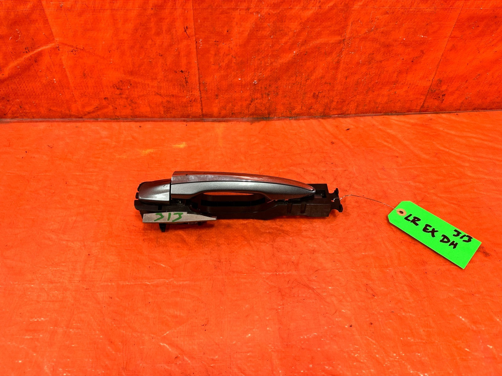 14 20 INFINITI Q50 DRIVER LEFT REAR EXTERIOR DOOR HANDLE W/ CAP AND BASE OEM 3130