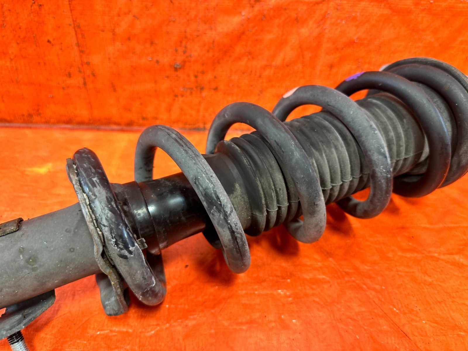 08 15 INFINITI G37 & Q60 2D COUPE FRONT SHOCKS & SPRINGS LEFT AND RIGHT  OEM 32817