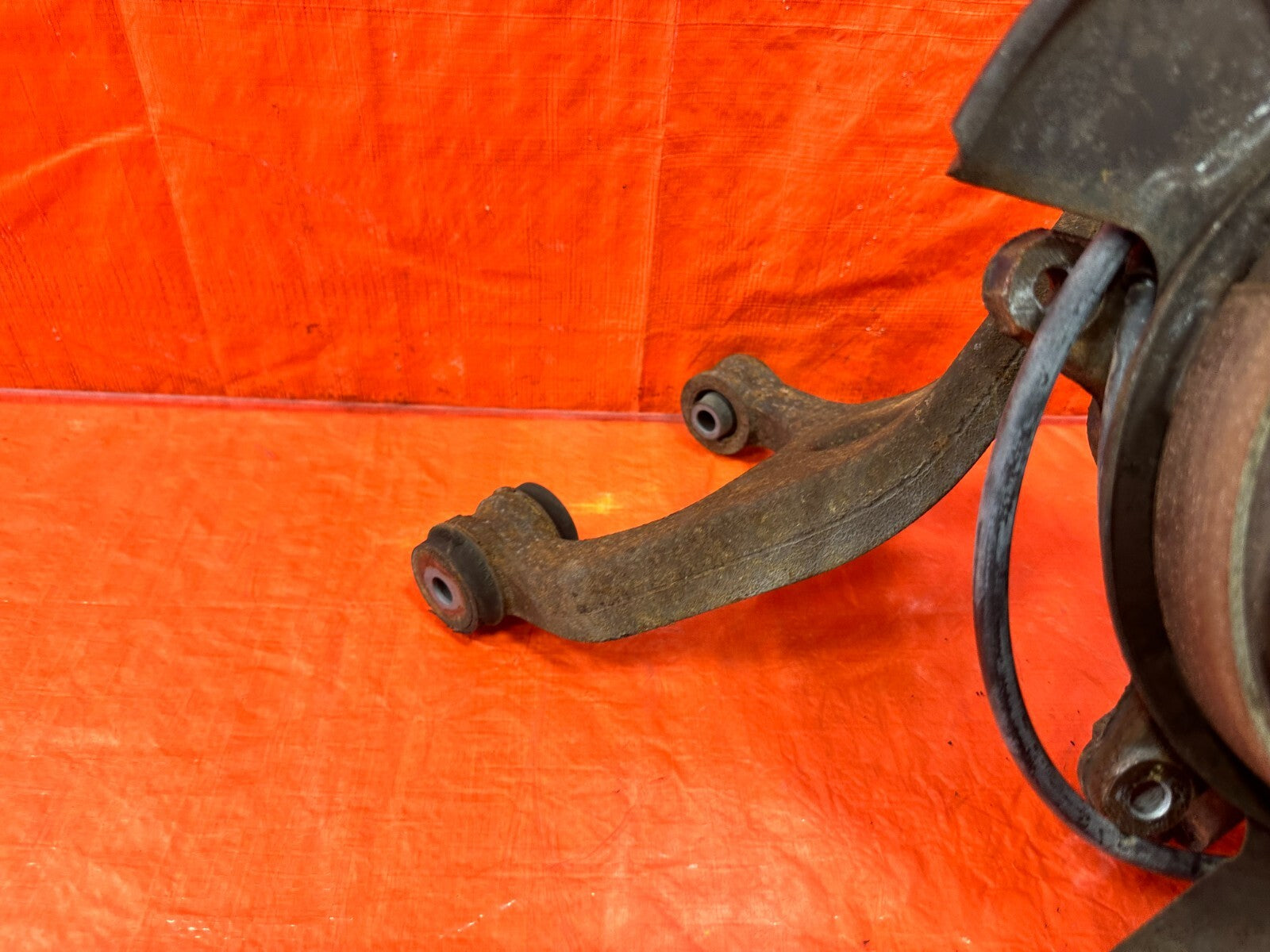 08 14 SUBARU IMPREZA WRX STI RIGHT REAR SPINDLE KNUCKLE WITH 4 CONTROL ARMS OEM12