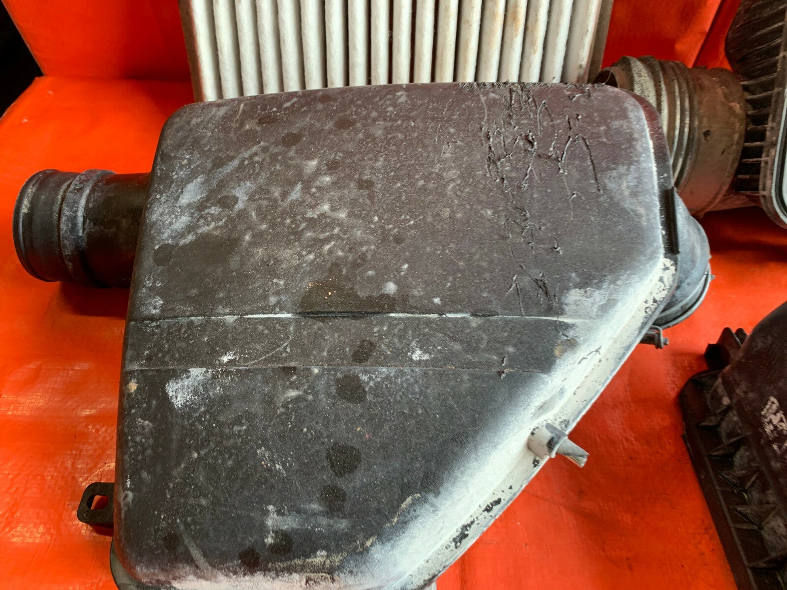 OEM 2007 07 TOYOTA TACOMA 2.7L BASE   FACTORY AIR INTAKE ARM AND BOX COMPLETE6