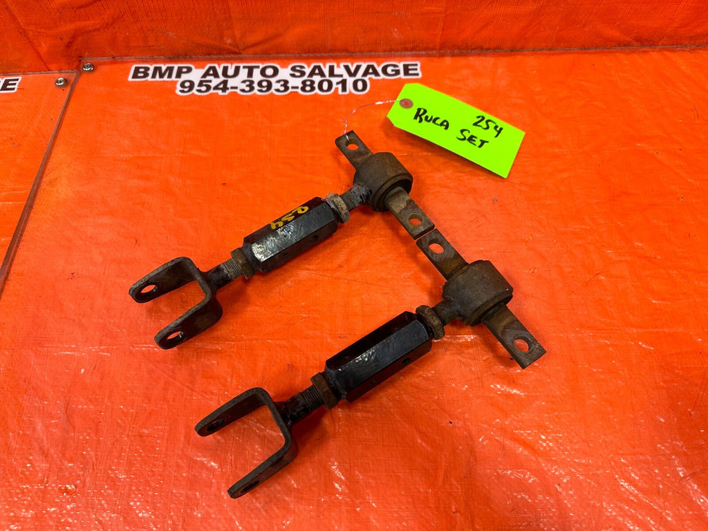 02 06 ACURA RSX   ADJUSTABLE REAR CAMBER KIT   ADJUSTABLE UPPER CONTROL ARMS 2547