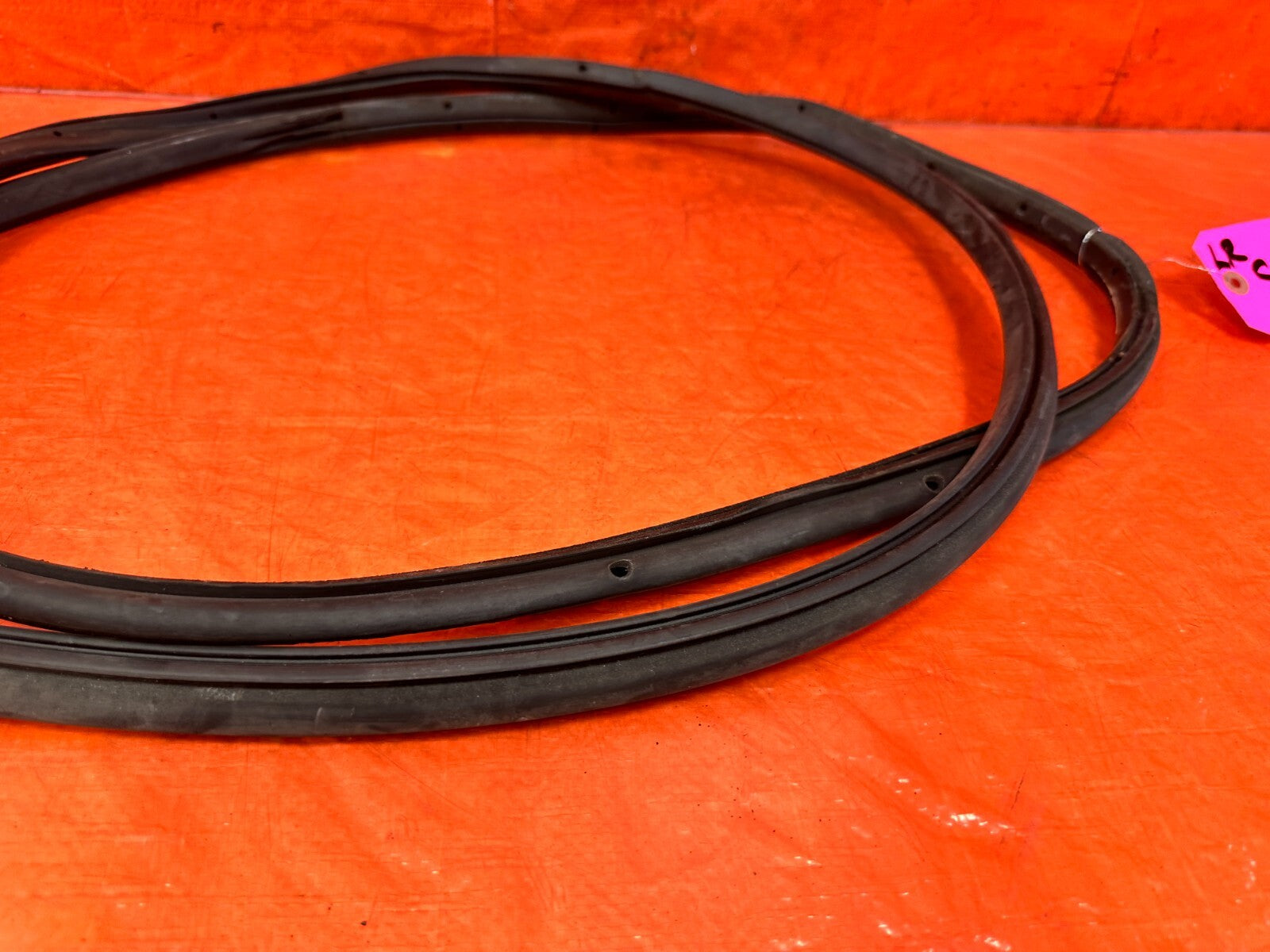 96 00 HONDA CIVIC SEDAN   DRIVER LEFT REAR   WEATHER STRIP SEAL GASKET OEM #2976