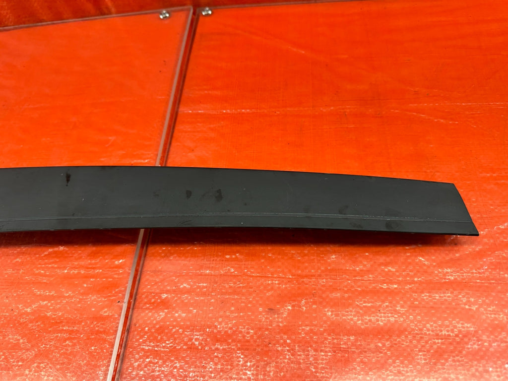 95 98 HONDA ODYSSEY   DRIVER LEFT REAR DOOR SASH TRIM   OEM FACTORY #1939