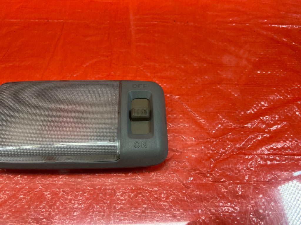 94 01 ACURA INTEGRA SEDAN   REAR   DOME MAP READING LIGHT LAMP   GRAY   OEM #1783