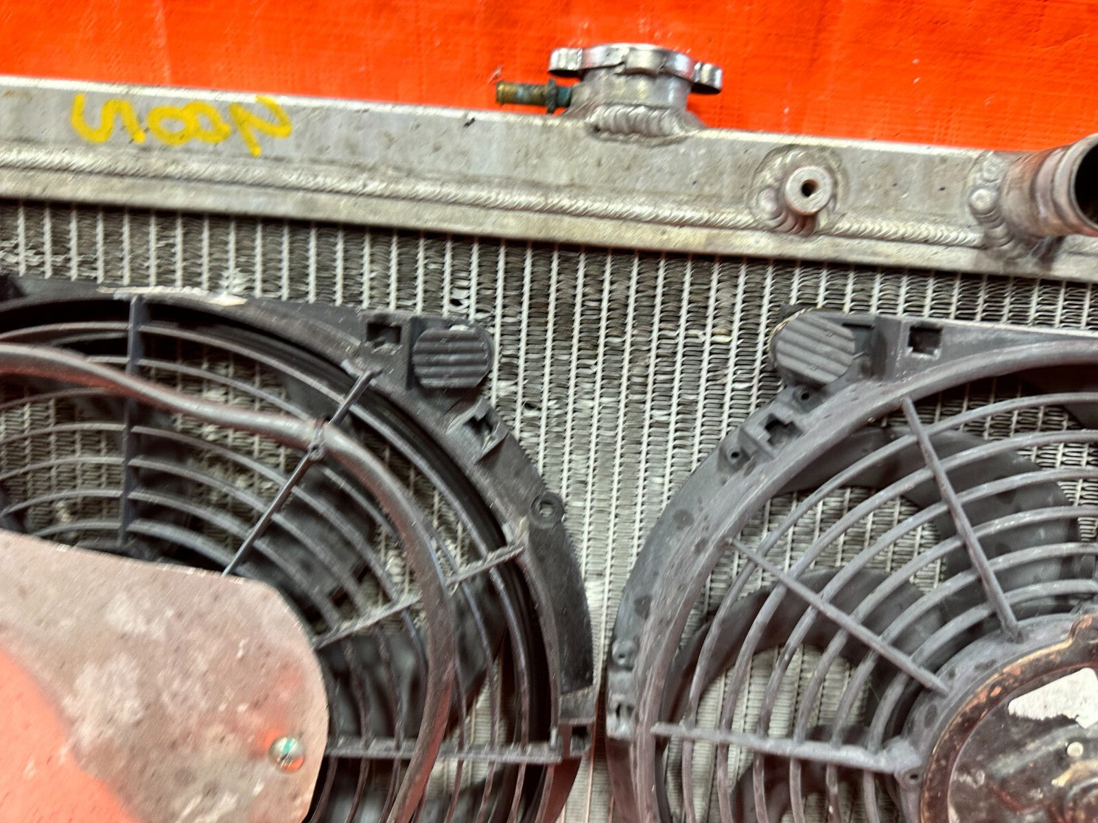 94 01 ACURA INTEGRA   ALUMINUM FLUIDYNE RADIATOR W/ SLIM COOLING FANS   #28520