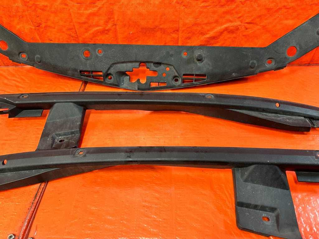09 14 ACURA TSX   FENDER TRIM SET   LEFT RIGHT RADIATOR SUPPORT PLASTICS OEM 3217