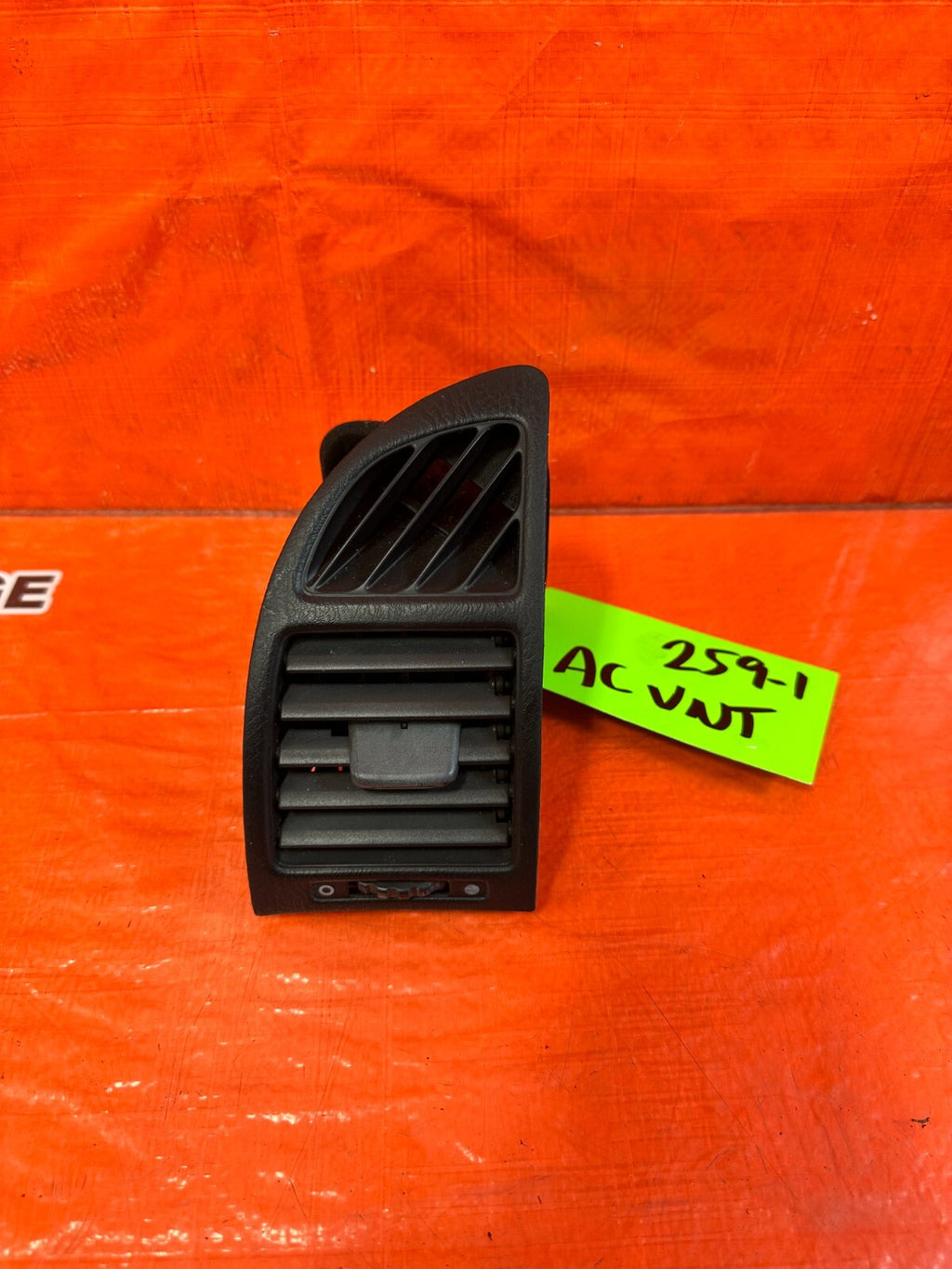 97 01 HONDA PRELUDE   DRIVER LEFT AC AIR CONDITIONING VENT L LH   OEM #2590
