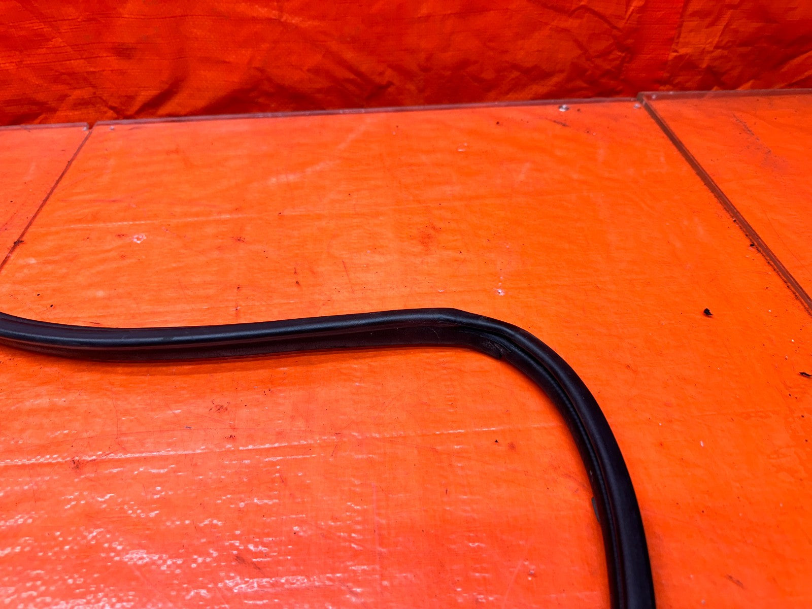 92 96 HONDA PRELUDE RIGHT DOOR OPENING WEATHERSTRIP OEM #3325