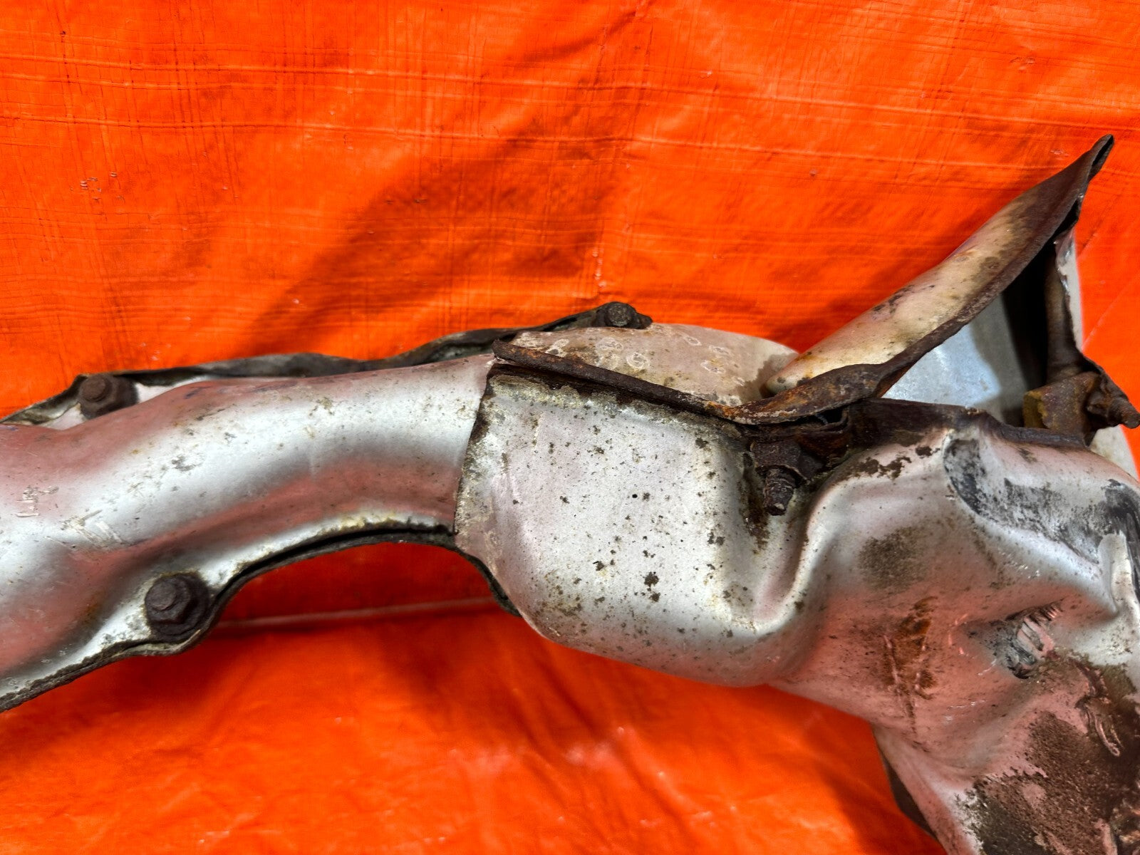 04 21 SUBARU IMPREZA WRX STI   EJ257 TURBO MANIFOLD FRONT PIPE OEM FACTORY OE 837