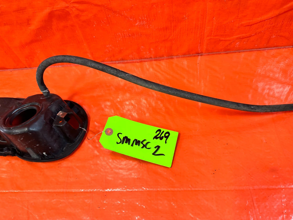 12 15 HONDA CIVIC SI   FUEL NECK TRIM   OEM #2695