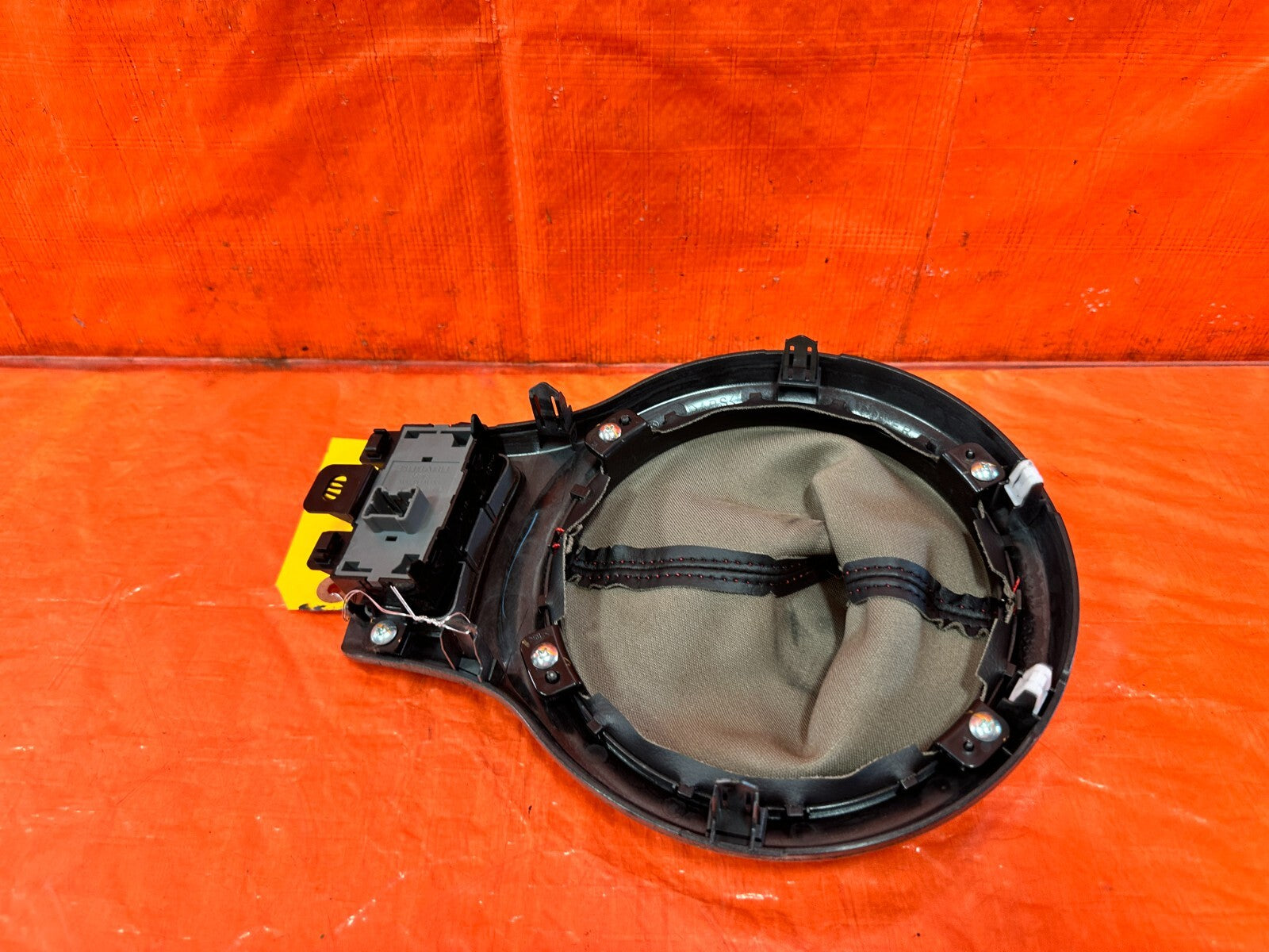13 16 SCION FRS   6 SPEED MANUAL SHIFTER CENTER CONSOLE TRIM BEZEL   OEM 2934