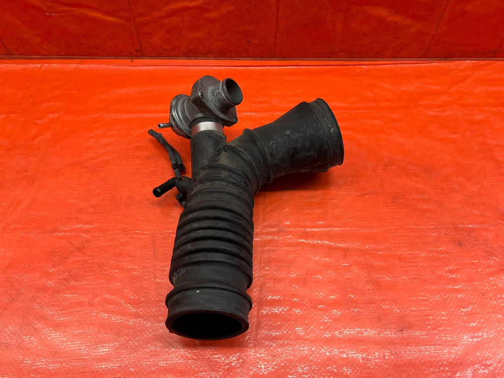 08 15 LANCER EVOLUTION X EVO 10   AIR INTAKE ARM W/ BLOW OFF VALVE   OEM #1755