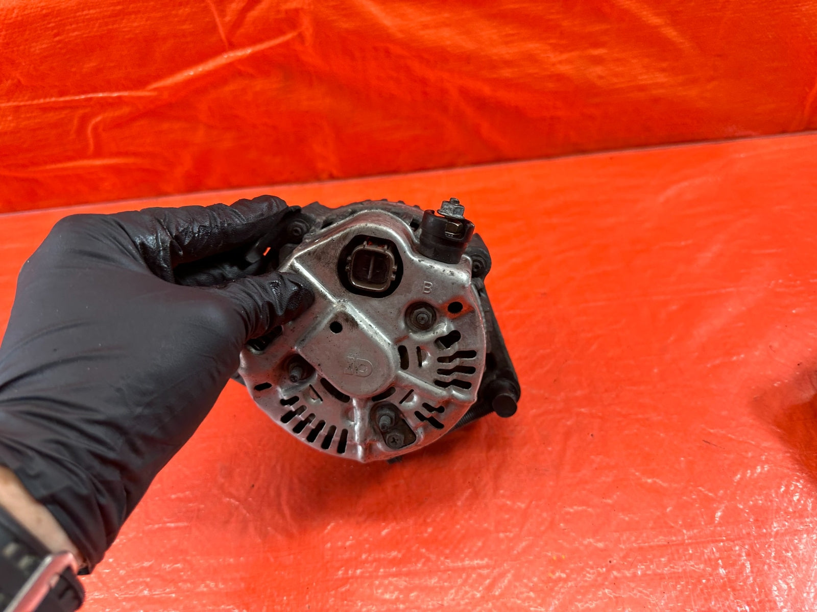 95 98 HONDA ODYSSEY   ALTERNATOR ASSEMBLY   OEM FACTORY #1936