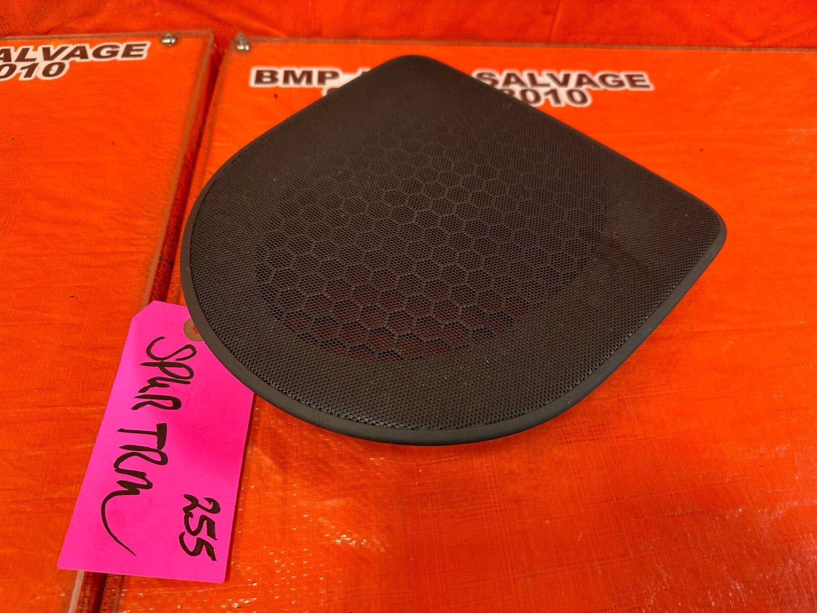 04 08 ACURA TSX   REAR SPEAKER COVER TRIM PLASTIC LEFT OR RIGHT   OEM #255 10