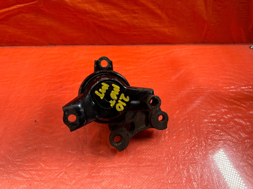 97 01 HONDA PRELUDE   DRIVER LEFT   ENGINE MOTOR MOUNT W/ BRACKET   OEM #2108
