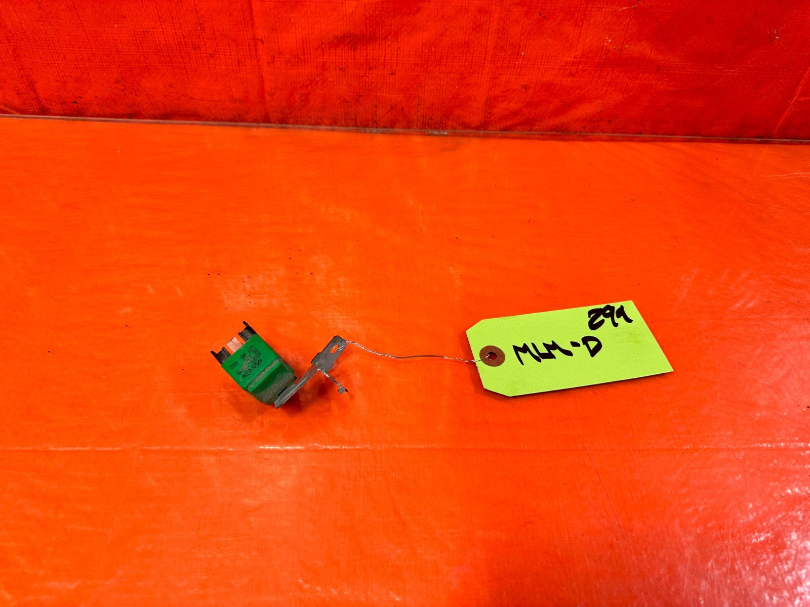 10 16 HYUNDAI GENESIS COUPE 3.8L   TURN SIGNAL HAZARD FLASHER   OEM #2990