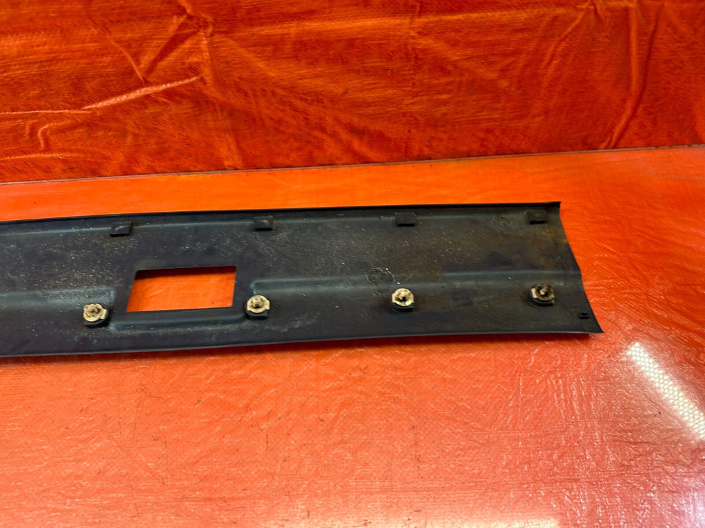 88 91 HONDA CRX   DOME LIGHT MAP LAMP TRIM   BLUE IN COLOR   OEM #2438