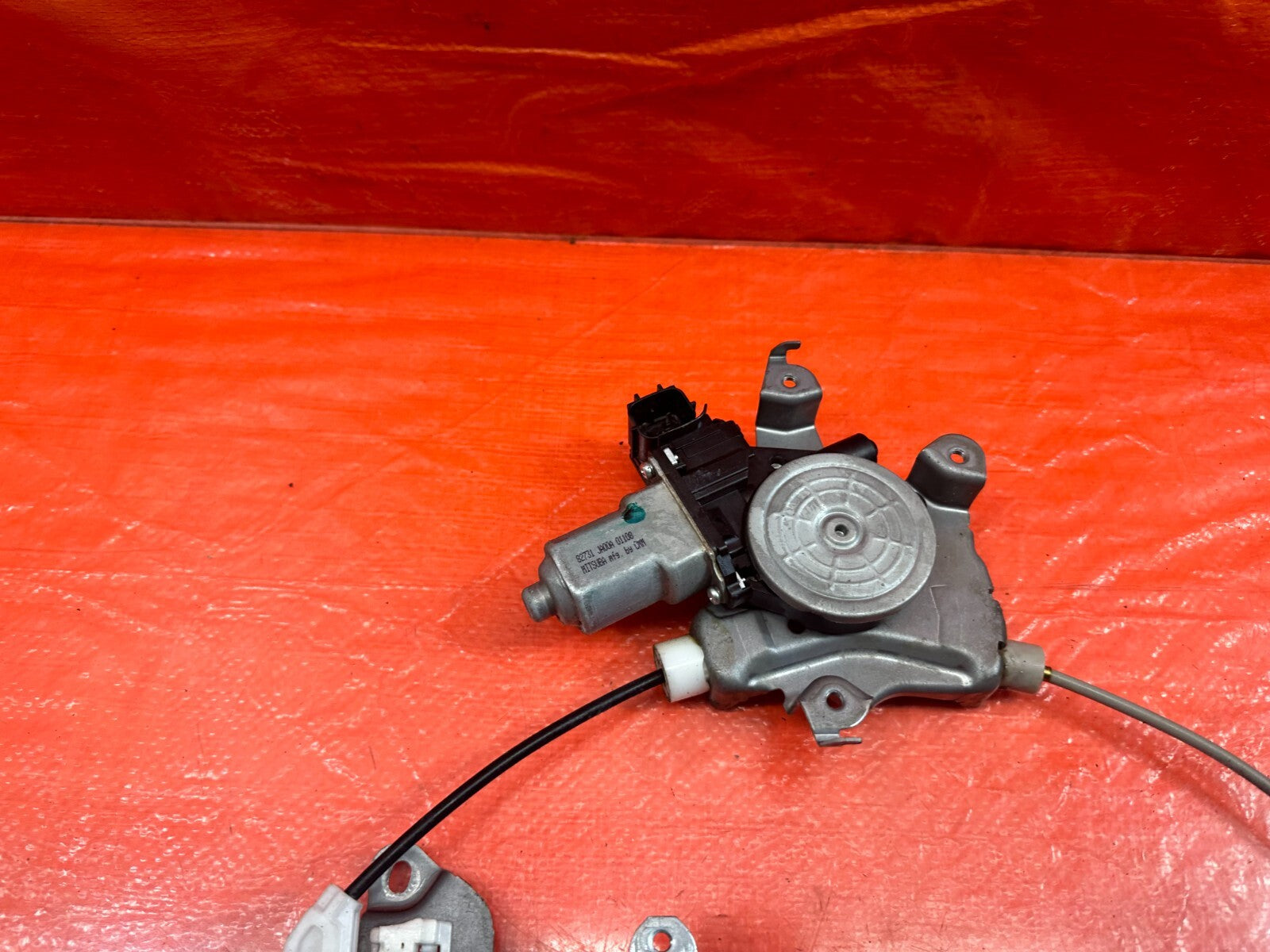 14 20 INFINITI Q50   DRIVER LEFT REAR   WINDOW REGULATOR W/ MOTOR   OEM #1319
