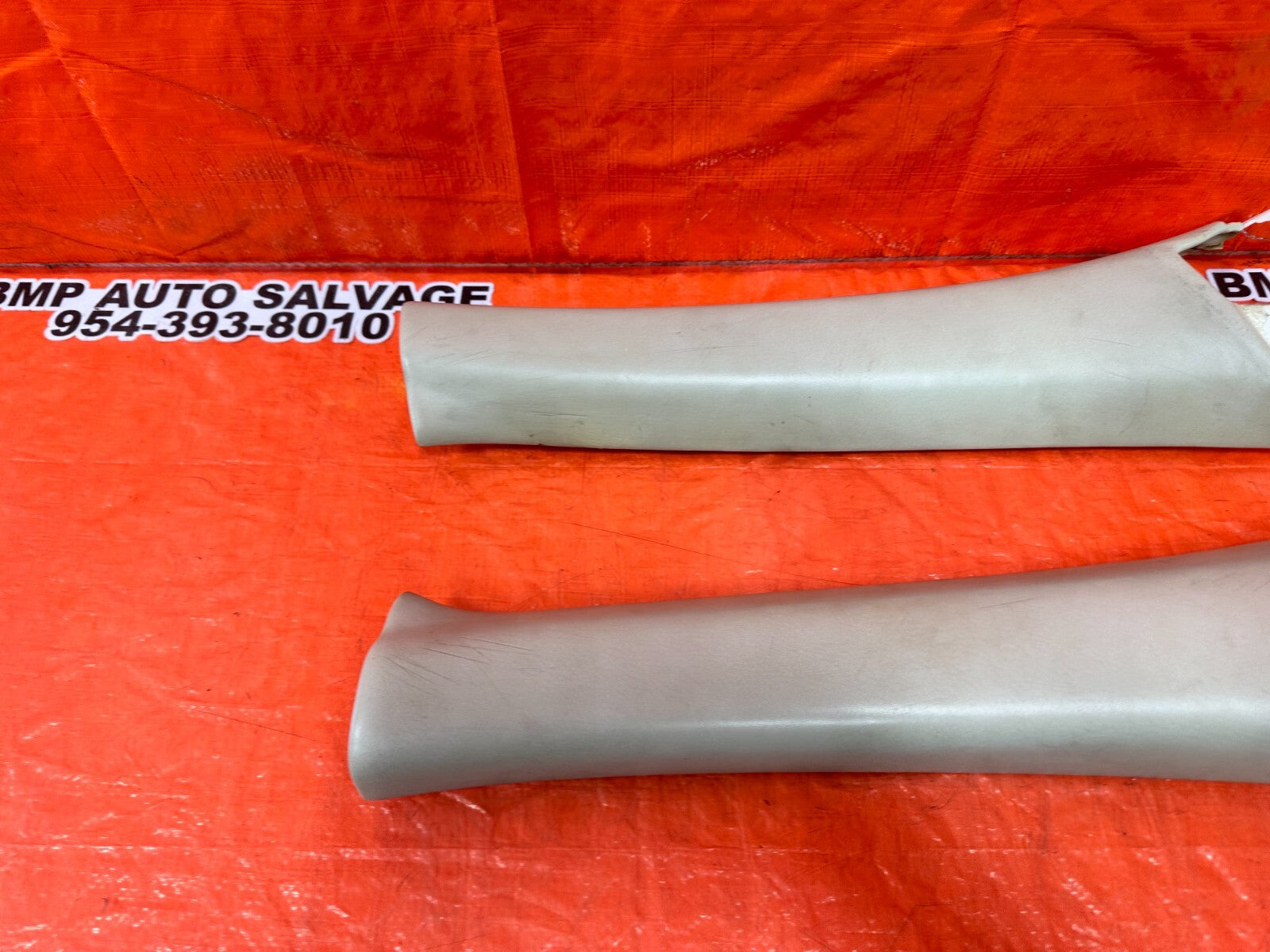 02 05 LEXUS SC430   LEFT & RIGHT A PILLARS   ECRU COLOR   OEM FACTORY #2618