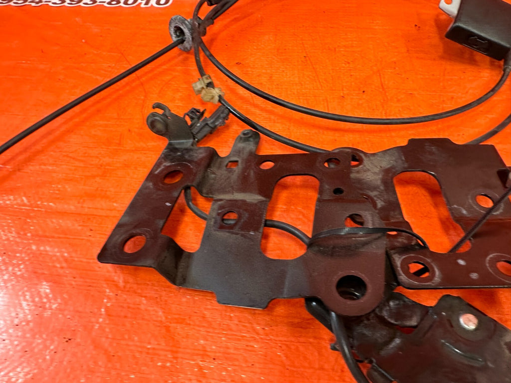 08 15 INFINITI G37 & Q60 COUPE   HOOD LATCH W/ REKEASE CABLE & BRACKETS OEM #2487