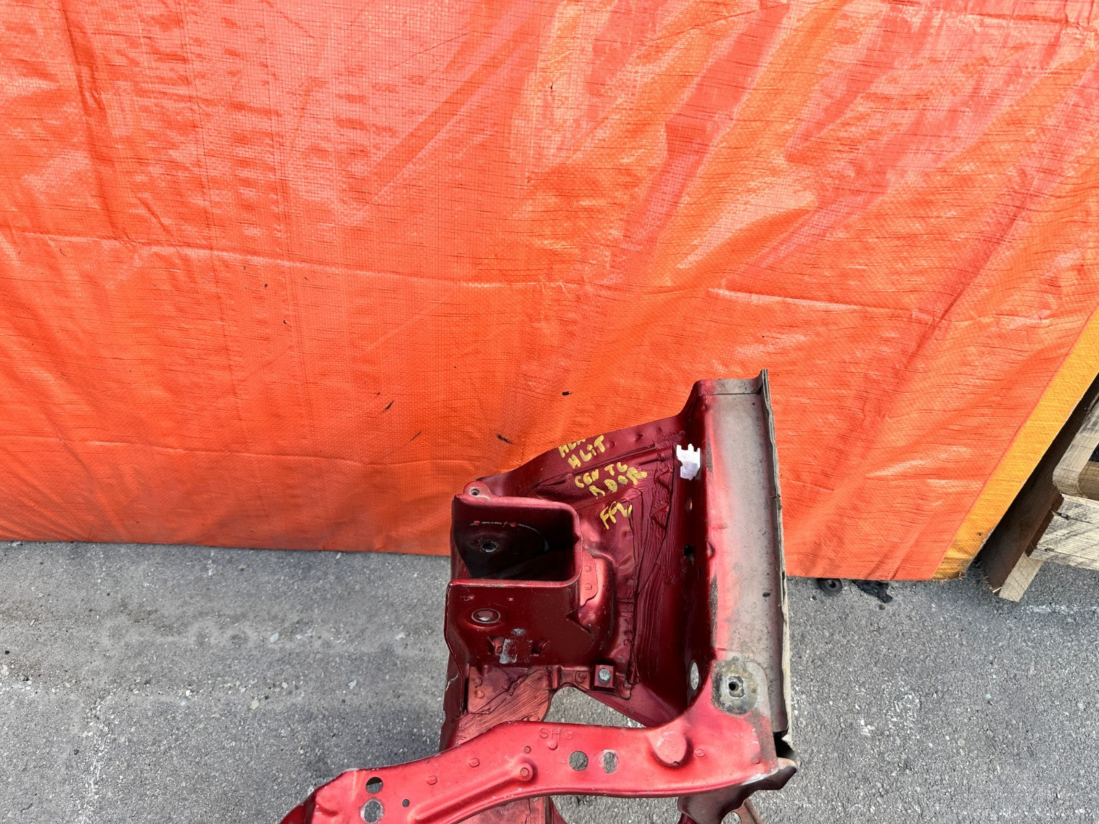90 91 HONDA CIVIC HATCHBACK   RADIATOR SUPPORT CUT FRONT BULKHEAD    OEM 3171