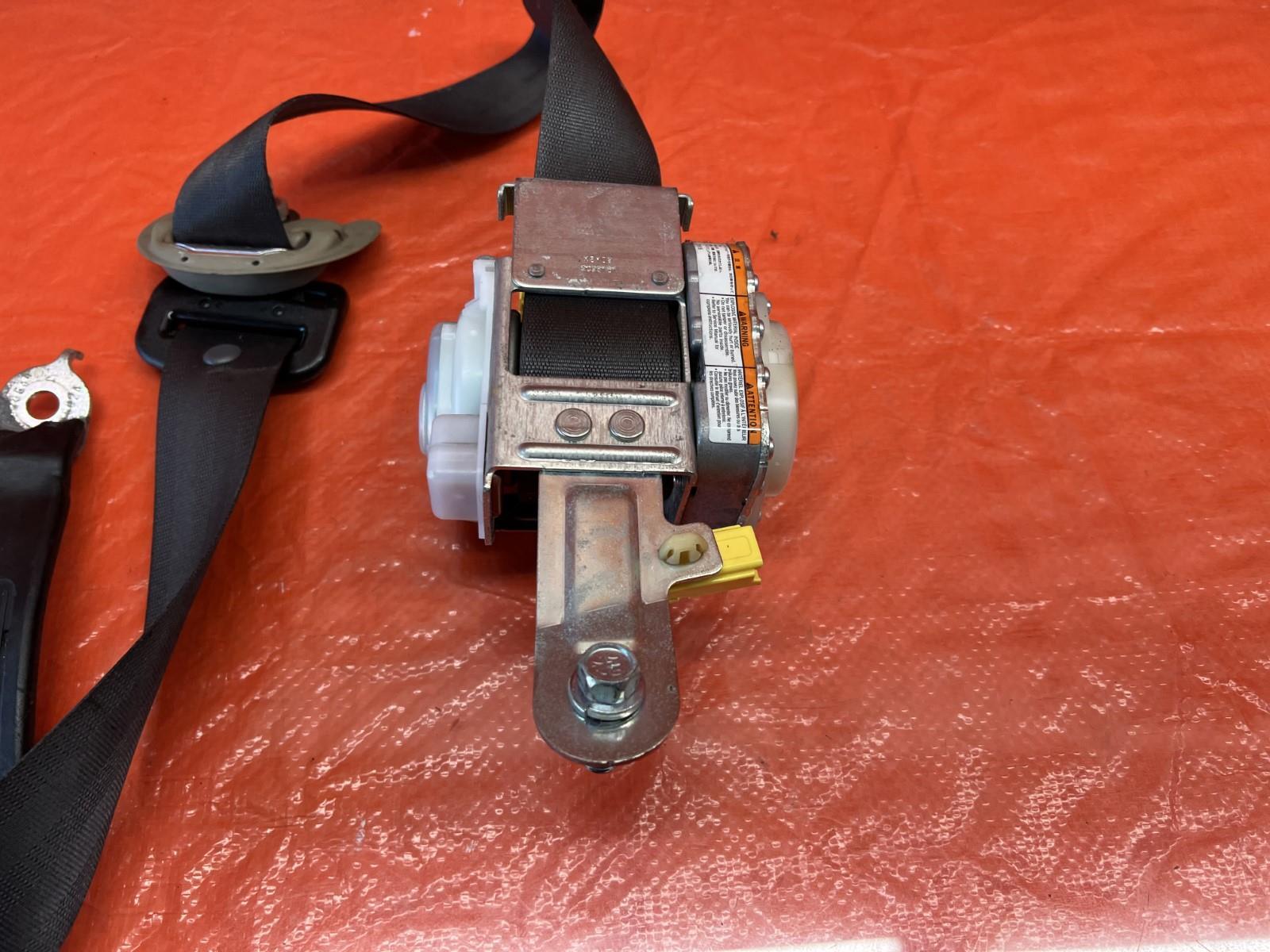 09 11 HONDA CIVIC SI   PASSENGER RIGHT FRONT   SEAT SAFETY BELT   OEM #1517