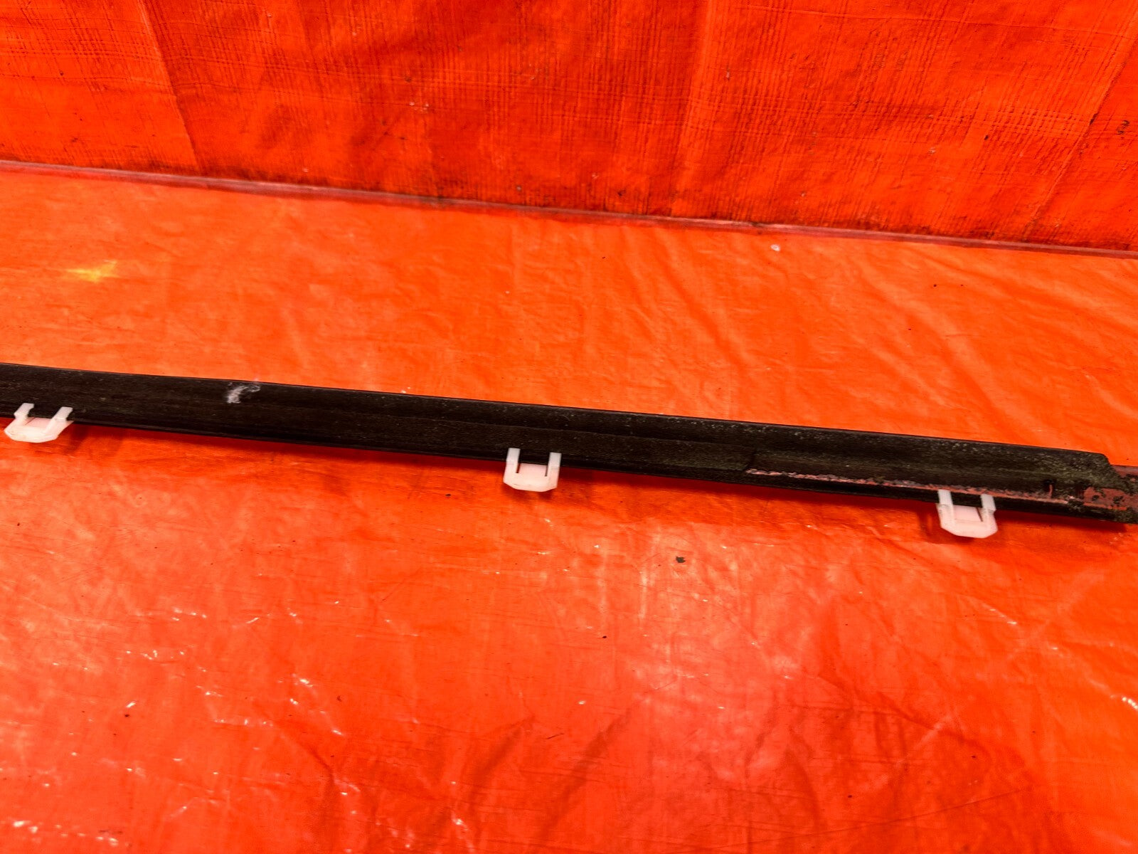 09 14 ACURA TSX   LEFT REAR EXTERIOR WINDOW GLASS TRIM BELT MOLDING   OEM #2796