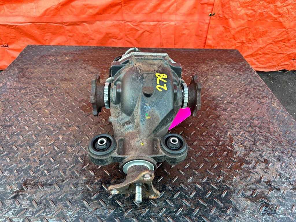 10 13 INFINITI G37 CONVERTIBLE   AUTOMATIC DIFFERENTIAL CARRIER PUMPKIN OEM #2786