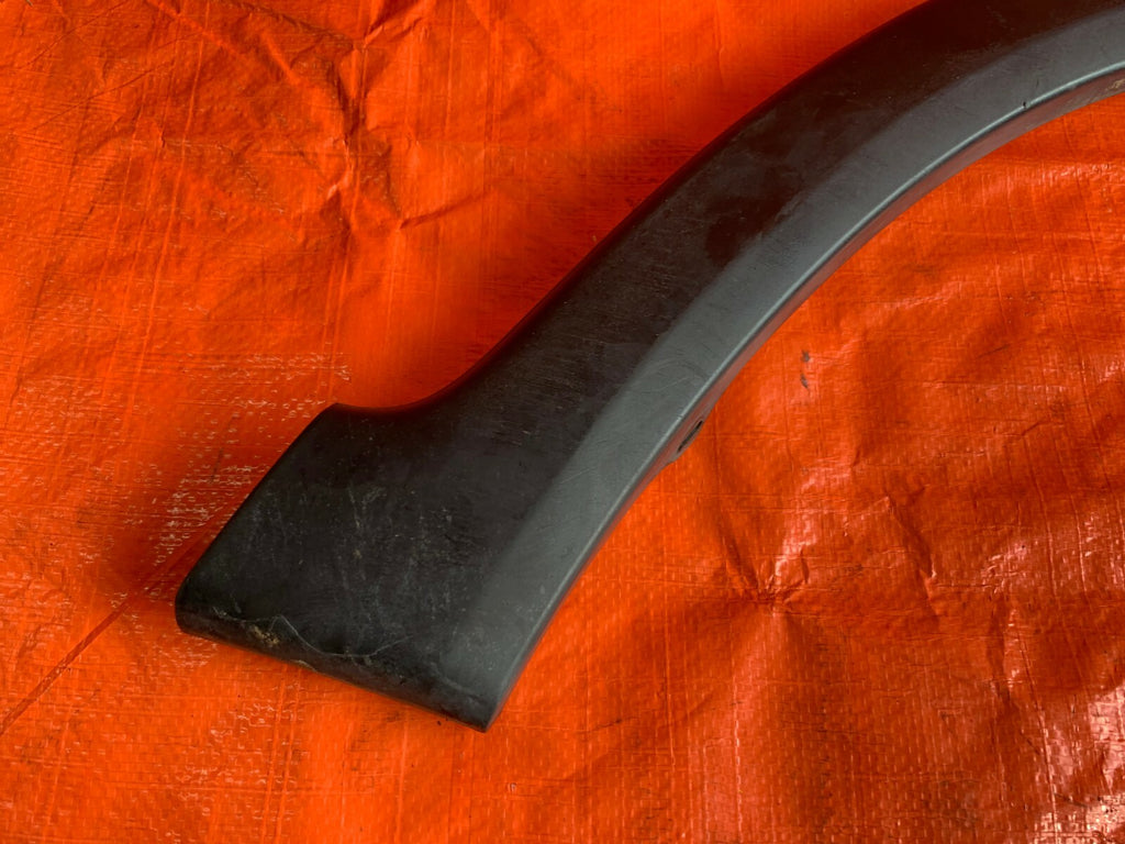 OEM 2004 04 HONDA CR V CRV 4WD   DRIVER LEFT REAR OVER FENDER TRIM3