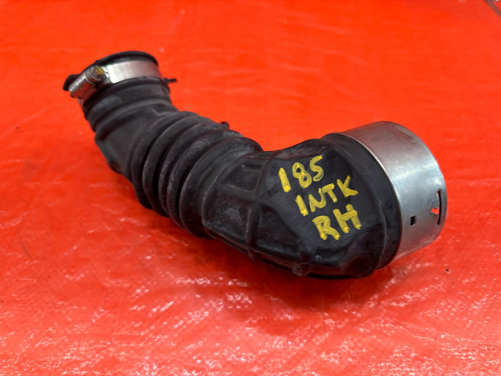 16 19 INFINITI Q50 17 18 Q60 3.0L  INTAKE ARM AIR HOSE TUBE   RIGHT   OEM #1855