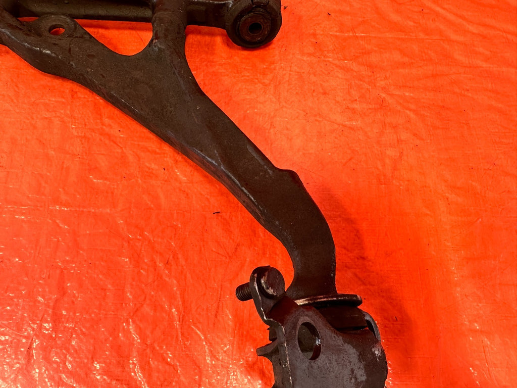 92 95 HONDA CIVIC   EX MODEL   LEFT FRONT LOWER CONTROL ARM   OEM 3275