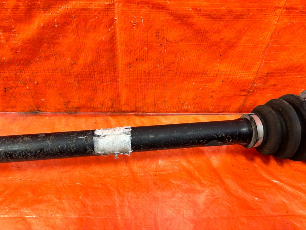 13 16 HYUNDAI GENESIS COUPE 3.8L   AUTO TRANS   LEFT AND RIGHT AXLES OEM 2996