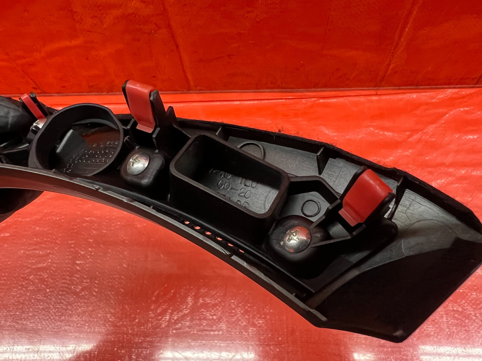 09 10 ACURA TSX   INTERIOR DASH / CENTER CONSOLE TRIM   FAR LEFT   OEM #16811