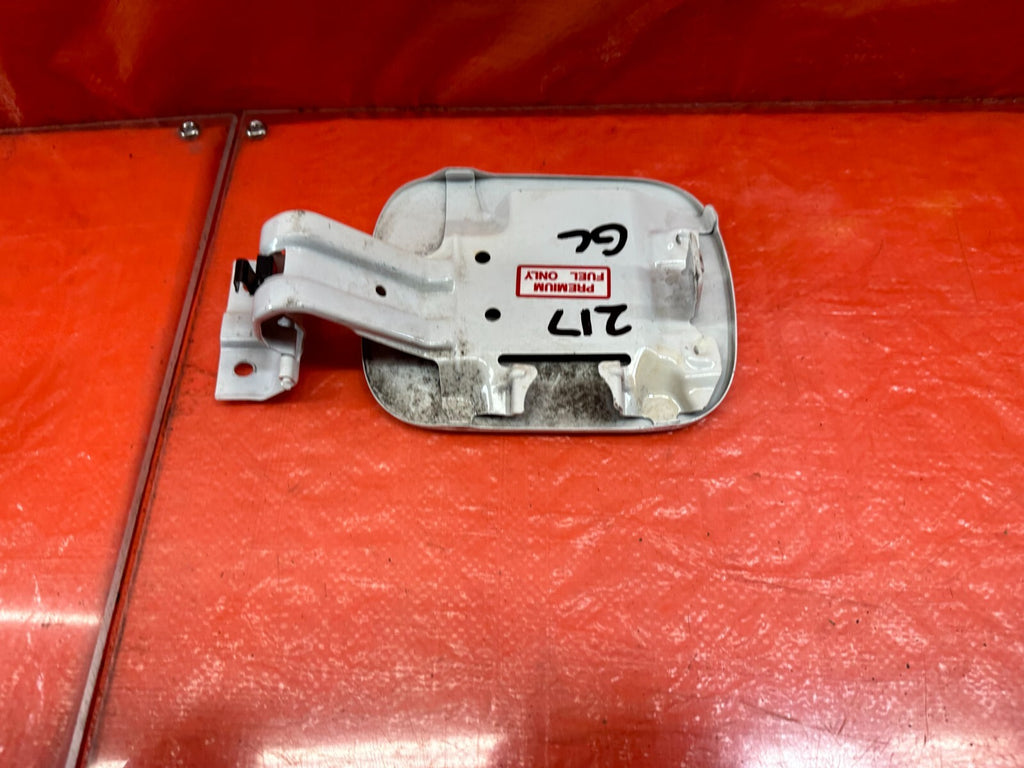 08 15 LANCER EVOLUTION X EVO 10   FUEL LID / GAS CAP COVER   WHITE   OEM #2178