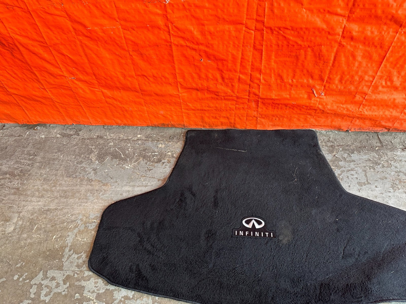2017 INFINITI Q50 RED SPORT 400 REAR TRUNK FLOOR MAT LINING BLACK CARPET OEM 2224