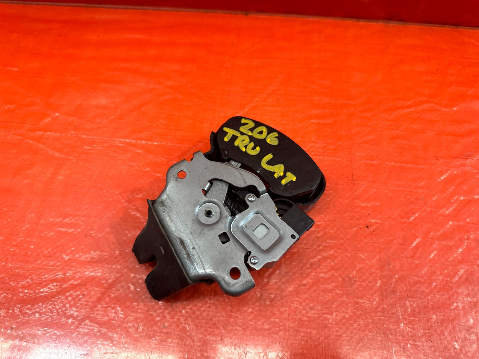 08 15 LANCER EVOLUTION X EVO 10   TRUNK LID LATCH LOCK ACTUATOR   OEM #2067