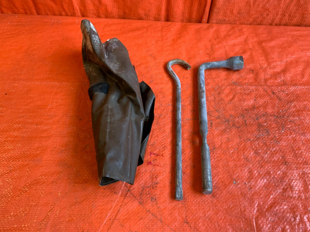 OEM 1994 94 HONDA DEL SOL   SPARE TIRE TOOL SET   LUG NUT WRENCH   NO JACK0