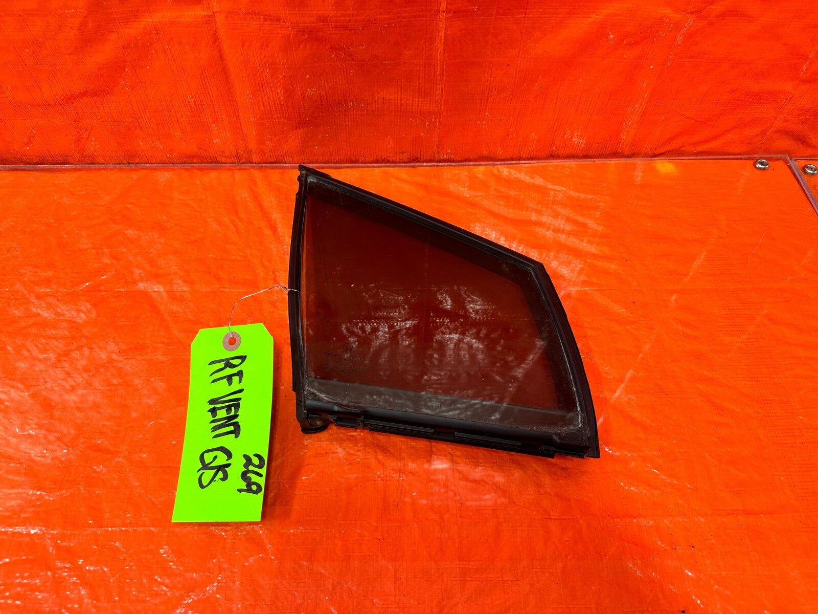13 15 HONDA CIVIC 2D COUPE   PASSENGER RIGHT FRONT   DOOR VENT GLASS OEM #2690