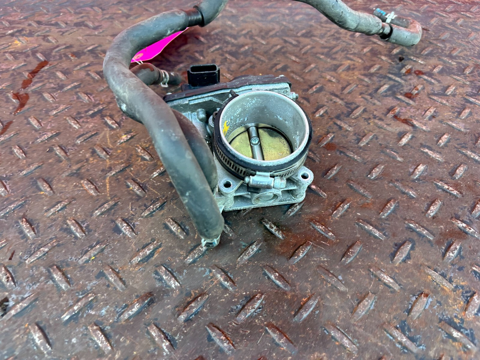 08 15 INFINITI G37 Q60   VQ37 VQ37VHR   PASSENGER RIGHT THROTTLE BODY OEM 2792