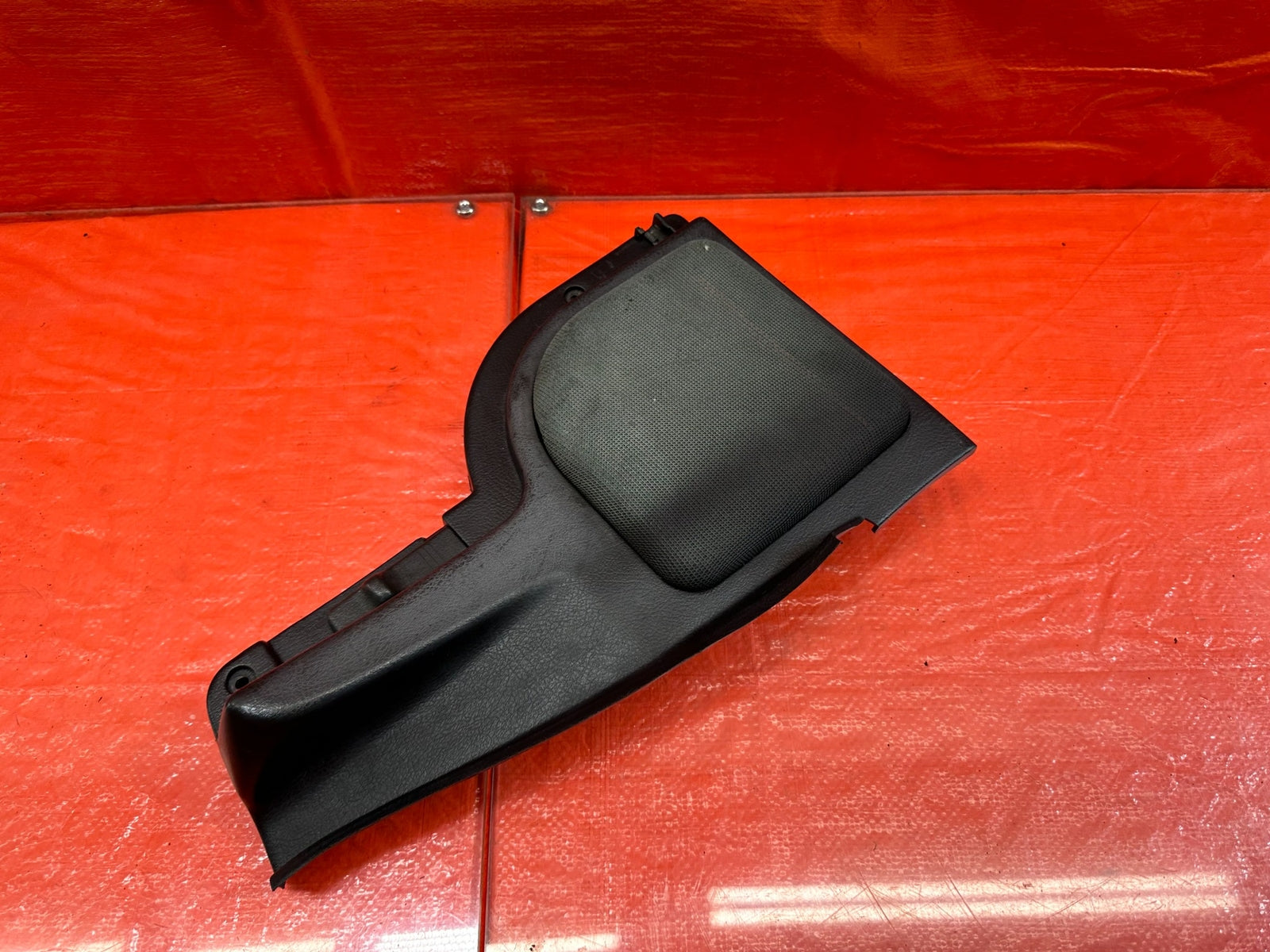 90 93 ACURA INTEGRA 2D   CARGO COVER PRIVACY TRIM   LEFT SIDE BLACK   OEM #1899