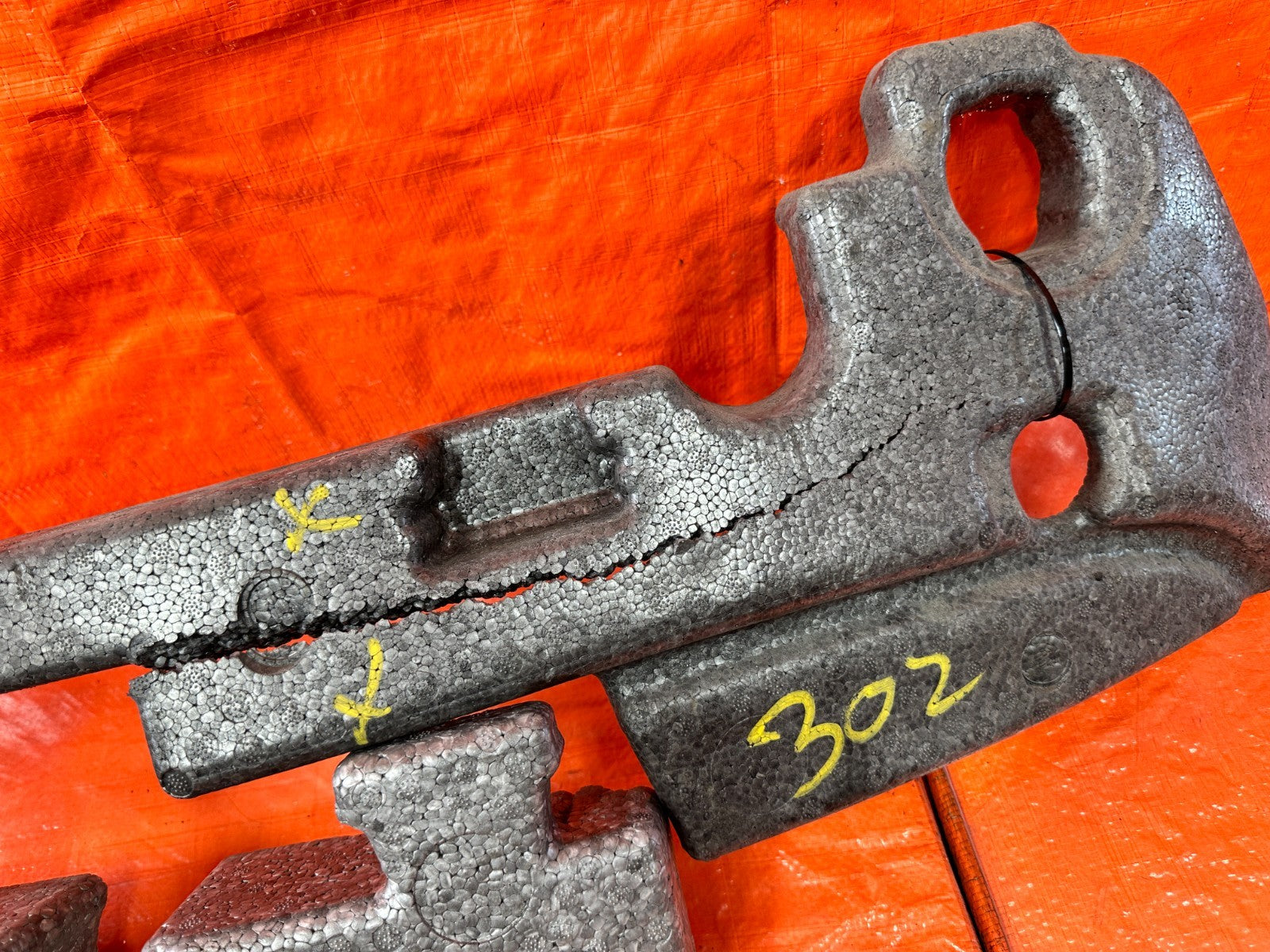 10 16 HYUNDAI GENESIS COUPE   REAR BUMPER FOAM IMPACT ENERGY ABSORBER OEM 3023