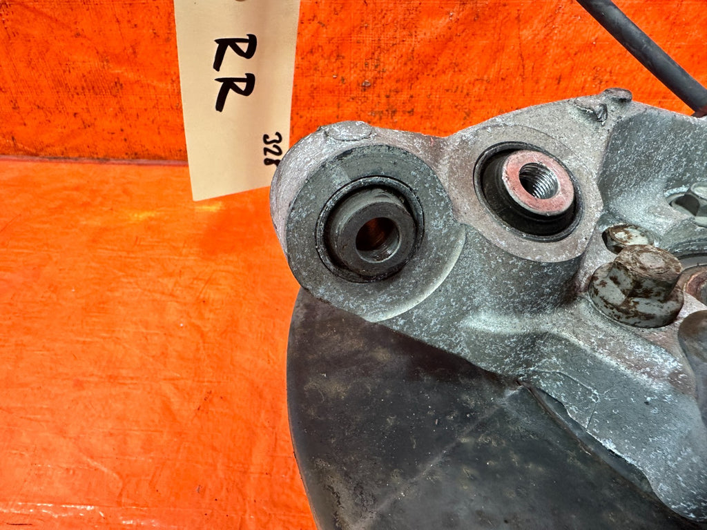 08 15 INFINITI G37 & Q60   SPORT ONLY   RIGHT REAR SPINDLE KNUCKLE HUB OEM #32813