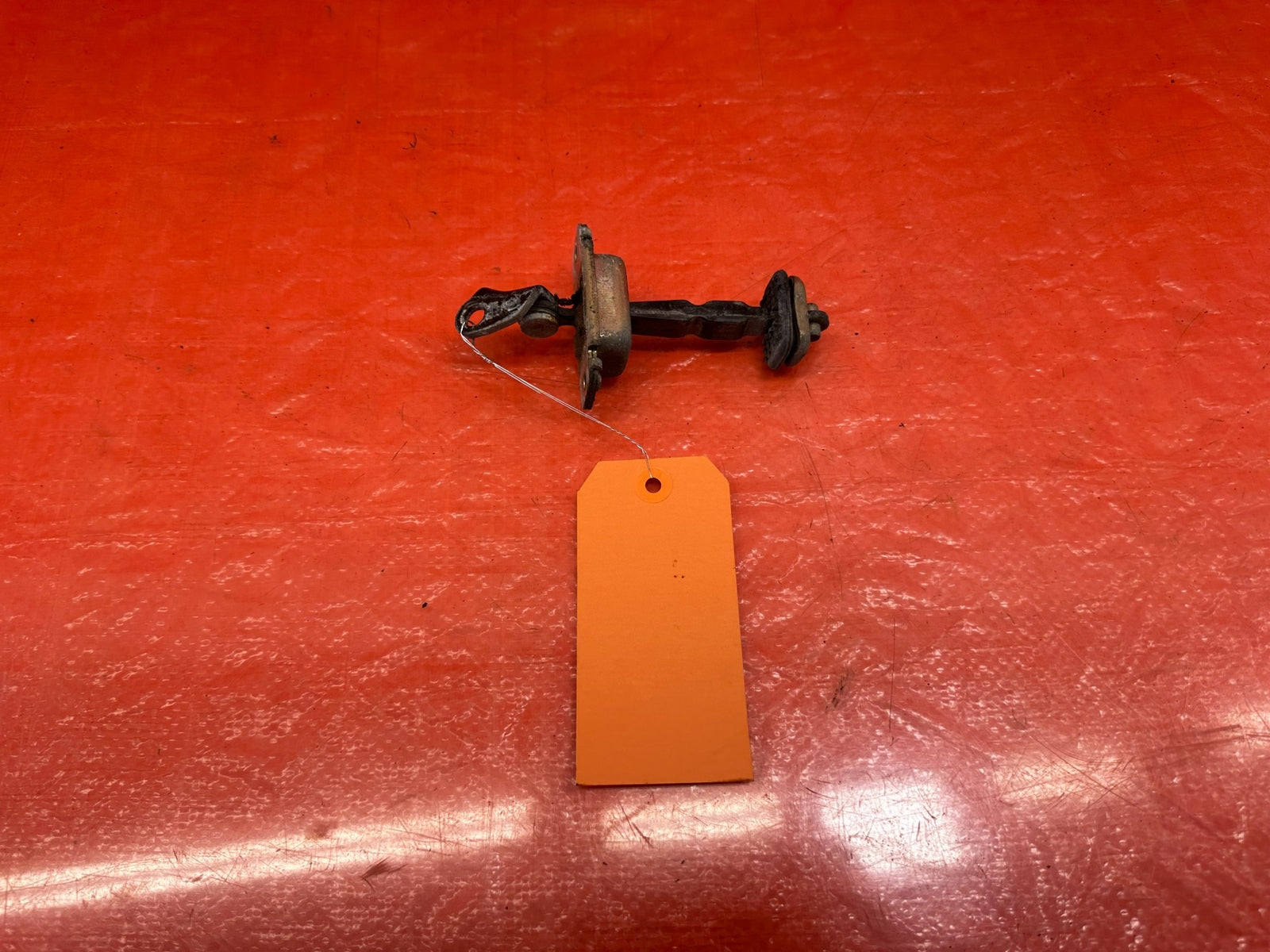 97 01 HONDA PRELUDE   PASSENGER RIGHT   DOOR CHECKER HINGE ARM STOPPER OEM #2109