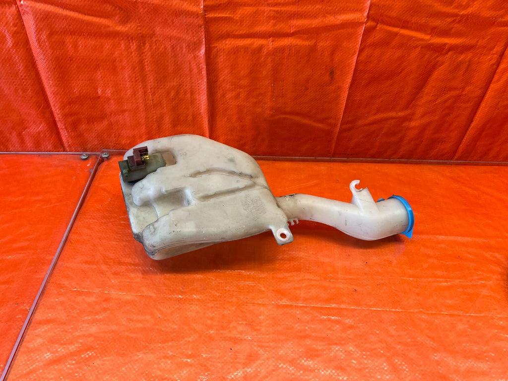 93 96 HONDA DEL SOL   WINDSHIELD WIPER FLUID RESERVOIR TANK W/ MOTORS   OEM #1267