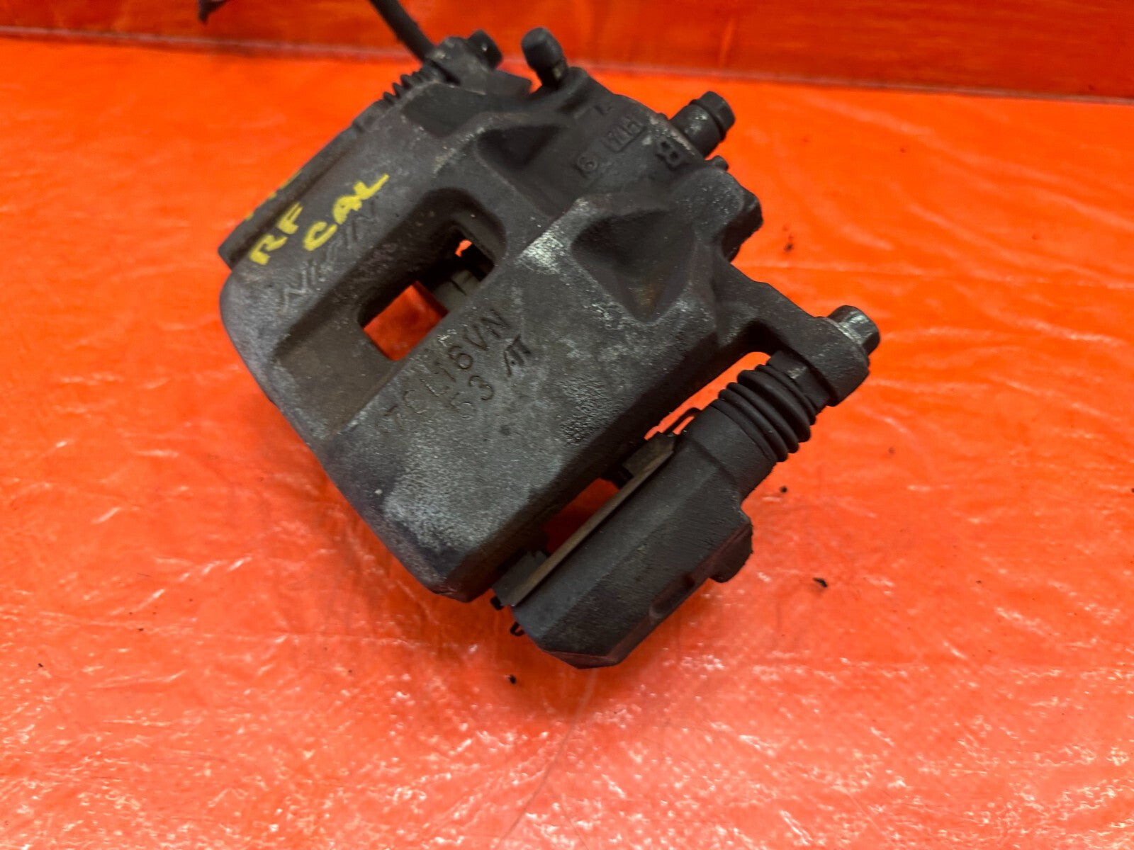 04 14 ACURA TSX   PASSENGER RIGHT FRONT BRAKE CALIPER   OEM FACTORY #1966